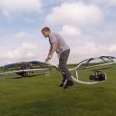 La moto volante di Colin Furze, scienziato pazzo su YouTube